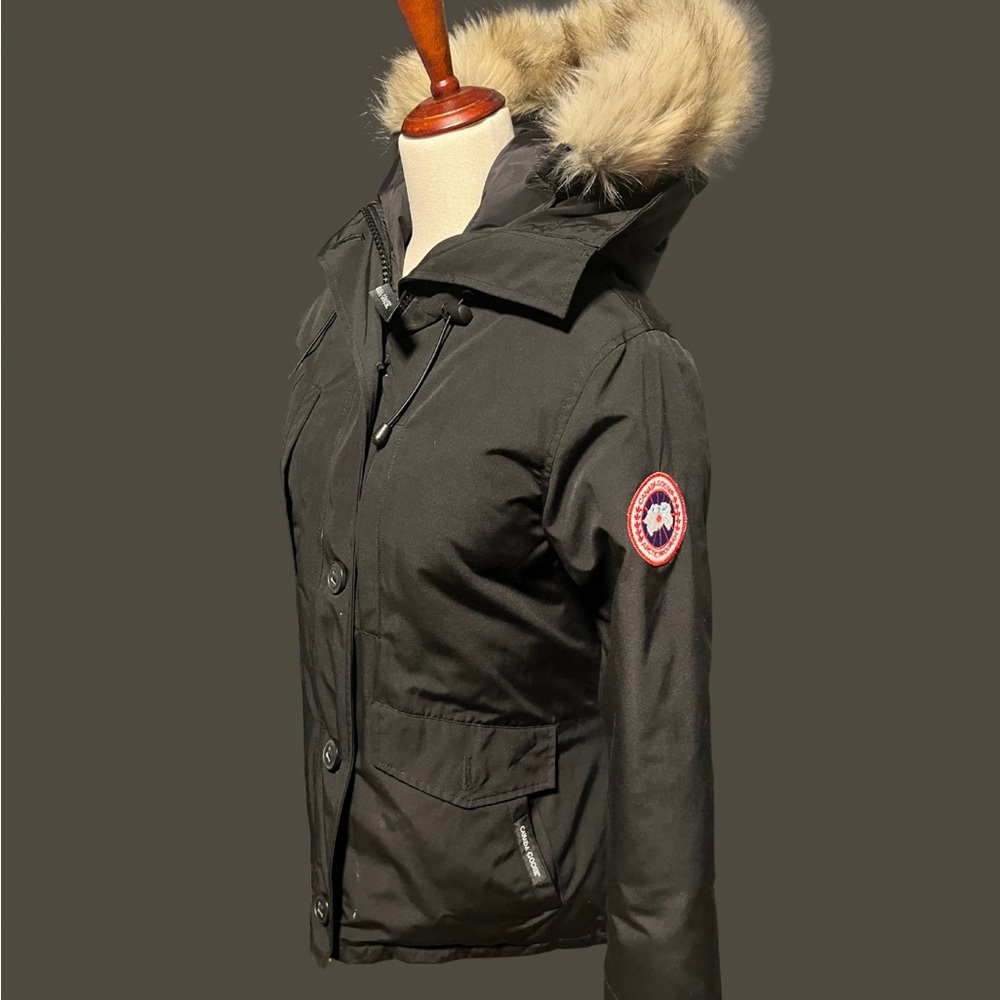 Canada Goose Parka in perfect condition, size M.